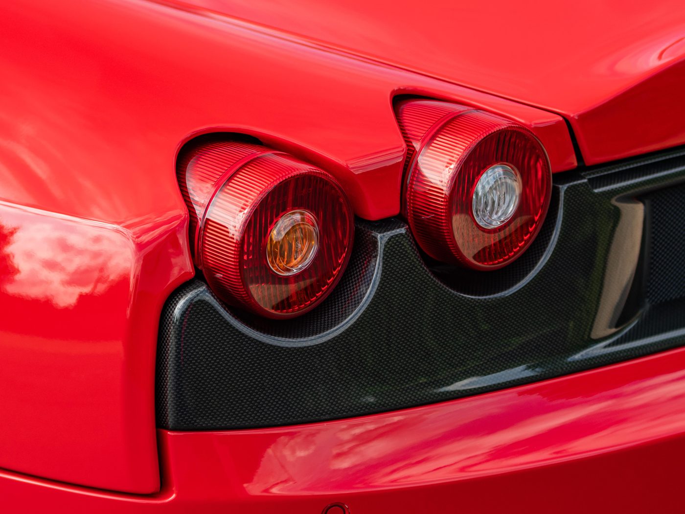 Circular F430 tail light detail
